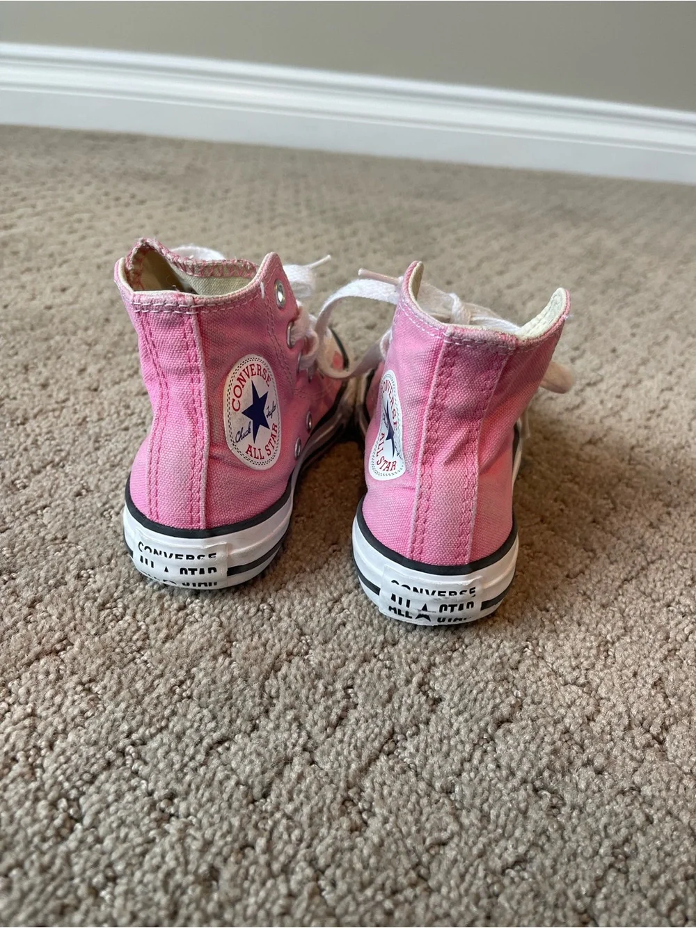 converse pink hightops!